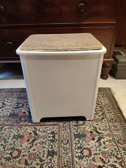 Photo of free Post WWII laundry box (Jericho OX2) #3