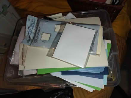 Photo of free Box of craft cards (CM2) #2