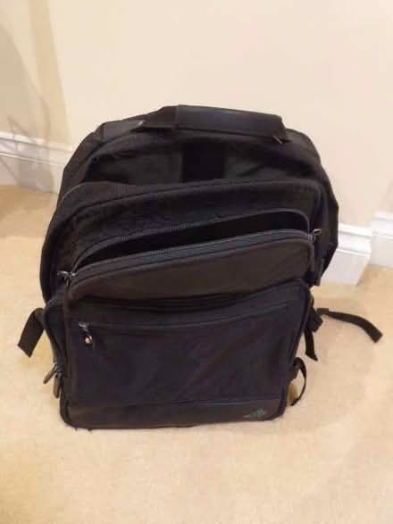 Photo of free Laptop bag with inner compartments and zip sections (Beaconsfield HP9) #1