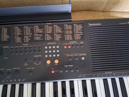 Photo of free Technics keyboard KN550 (Grange-over-Sands LA11) #3
