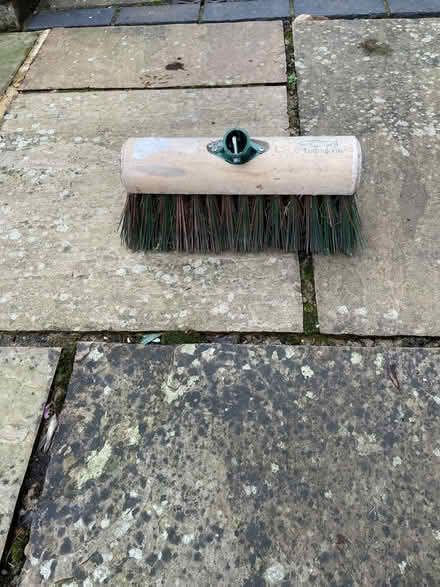 Photo of free 12 inch yard broom head (Berkhamsted HP4) #1