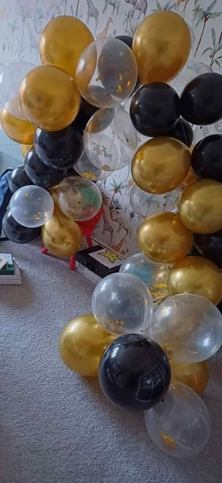 Photo of free Balloons (Birkenhead, CH42) #1