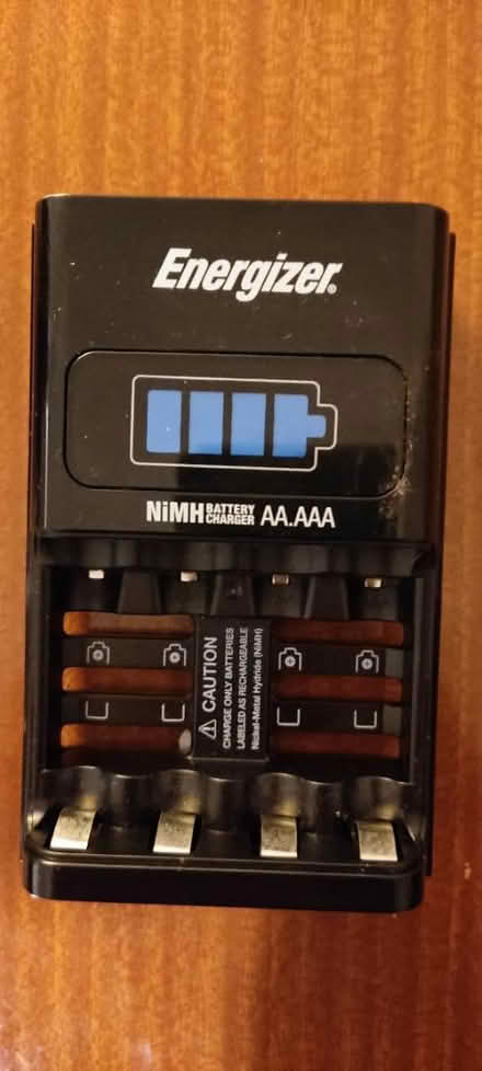 Photo of free Energizer Battery Charger (Gazeley, CB8) #2