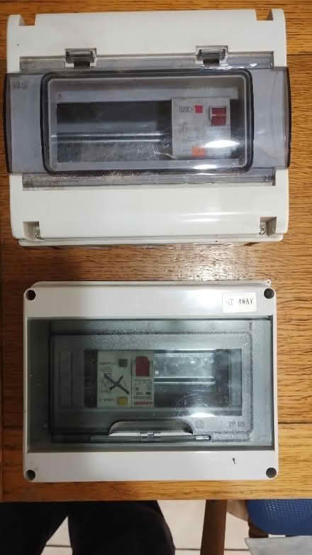Photo of free Consumer unit box for workshop/garage (Howe LA8) #1