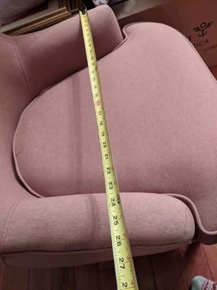 Photo of free Pink accent chair (leslieville) #1