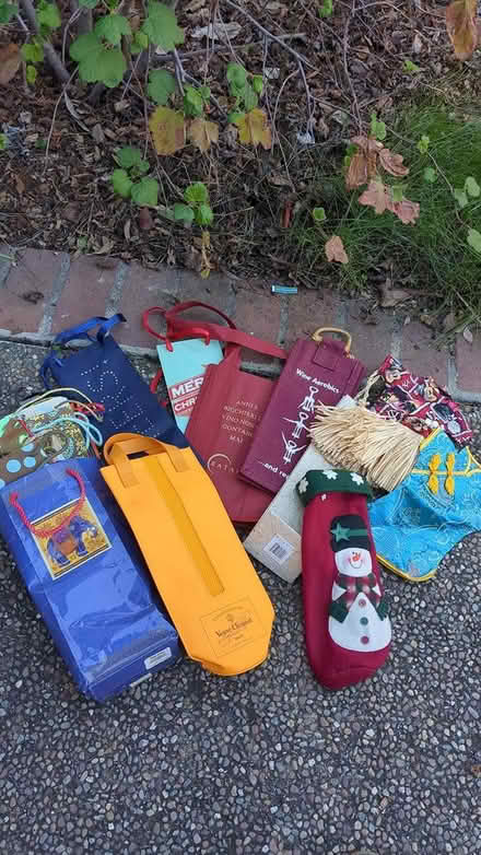 Photo of free Gift bottle bags (Foothill and Grant) #1