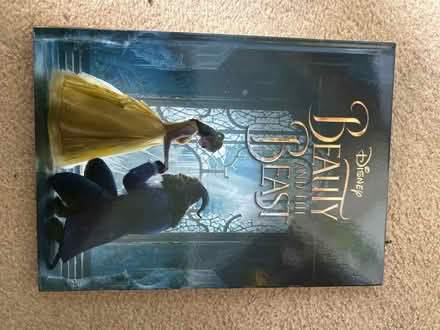 Photo of free Beauty and the beast book (Ip33) #1