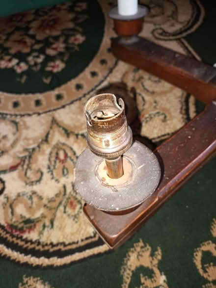 Photo of free Ceiling light (TN39) #3