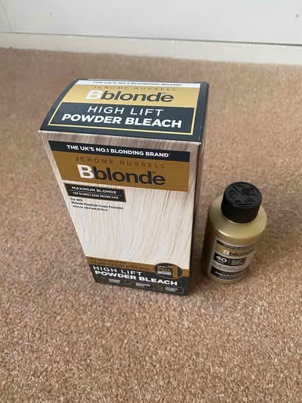 Photo of free Bblonde Hair lightening kit (Privett PO12) #1