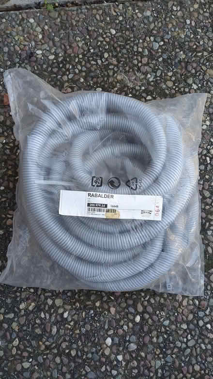 Photo of free D-line cable tidy tube (Foothill and Grant) #1