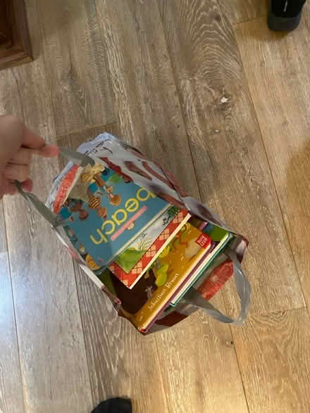 Photo of free 2/3 years boys clothes and Books (Ox449dj Garsington) #2