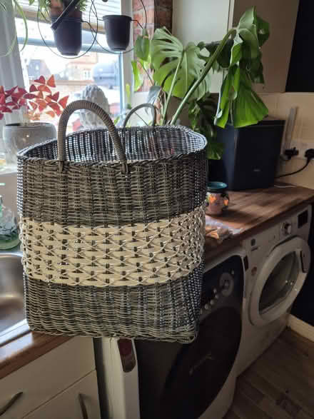 Photo of free Large basket (Rm3 0gd) #2