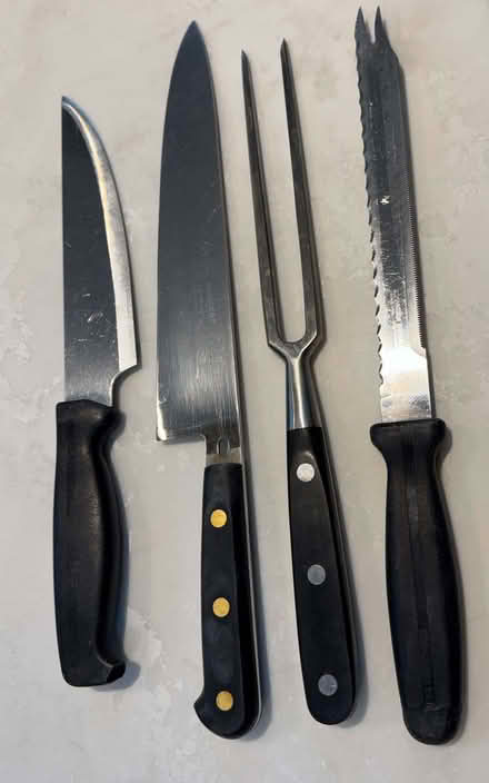 Photo of free various kitchen knives (Stroud Green N4) #1