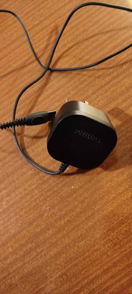 Photo of free Philips charger (Gazeley, CB8) #1
