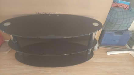 Photo of free Tv stand (L39) #1