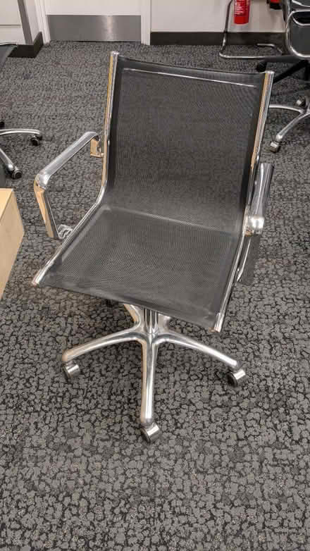 Photo of free 10 Office chairs (Lambeth North) #1