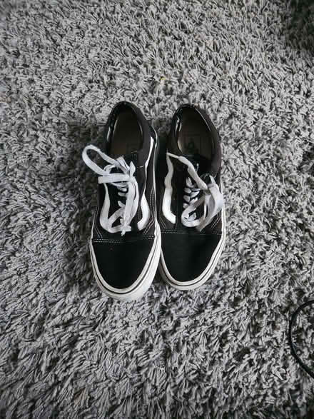 Photo of free Trainers (E8) #1