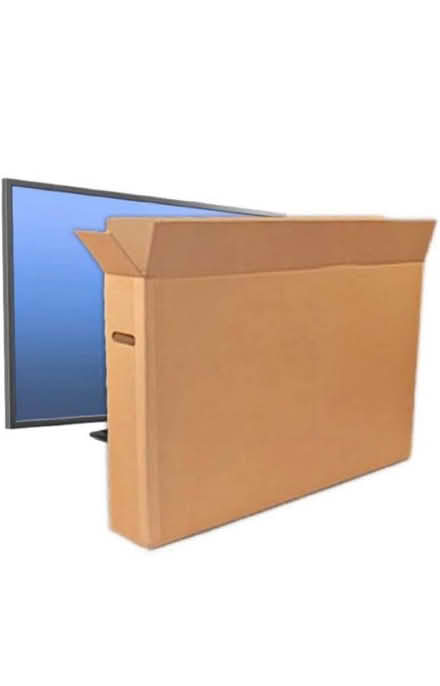 Photo of Box for a monitor/TV (Long Ditton KT6) #1