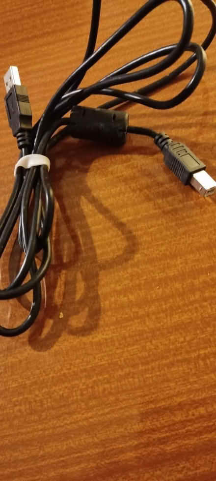 Photo of free USB Cable with Standard-A to B (Gazeley, CB8) #1