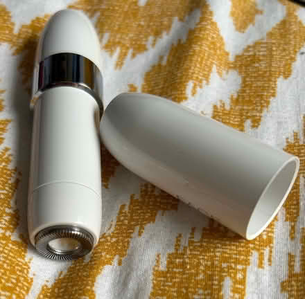 Photo of free Mini hair remover (L26) #2