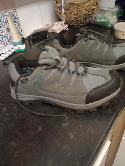 Photo of free Walking shoes (Abingdon Oxfordshire) #1
