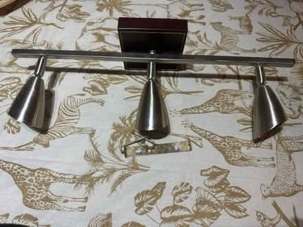 Photo of free Light fixing (Cutteslowe OX2) #2