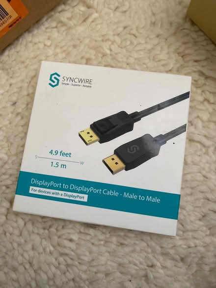 Photo of free DisplayPort to DisplayPort Cable (W5) #1