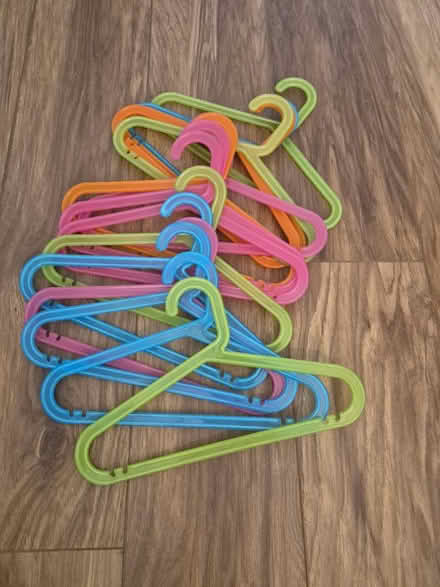 Photo of free Kids hangers mix of colours (Streatham SW16) #1