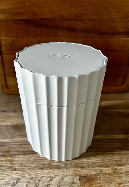 Photo of free Empty chocolate tin (TW2 whitton) #1