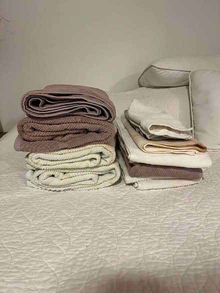 Photo of free Linens and Towels (compromised) (Lefferts Gardens) #2