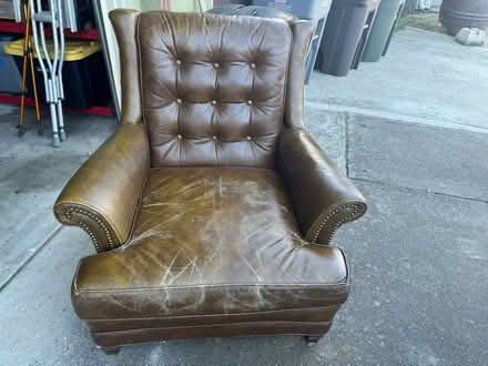 Photo of free Nice Leather Chair (Morgan hill) #1