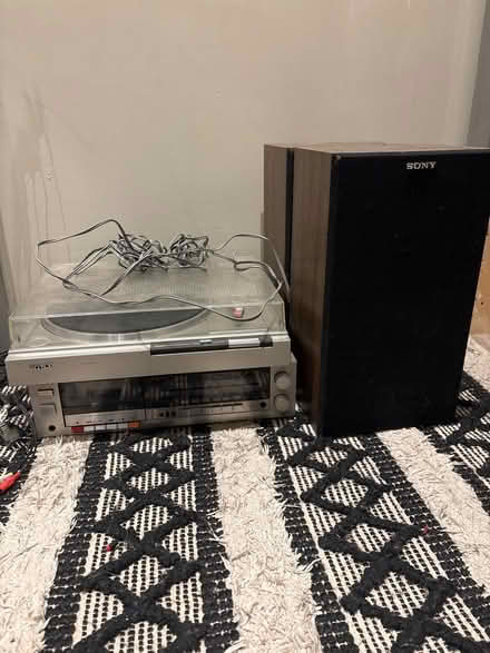 Photo of free Vintage Sony hifi (Lewes nevill) #1