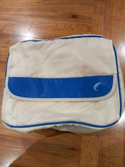 Photo of free large toiletries bag (New Malden KT3) #1
