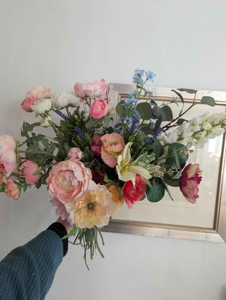 Photo of free Artificial flowers (various) (CM12) #1