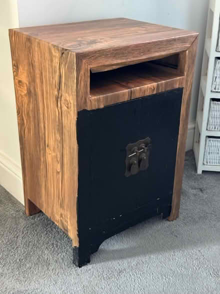 Photo of free Bed side cabinet thing (Crowthorne, RG45) #1