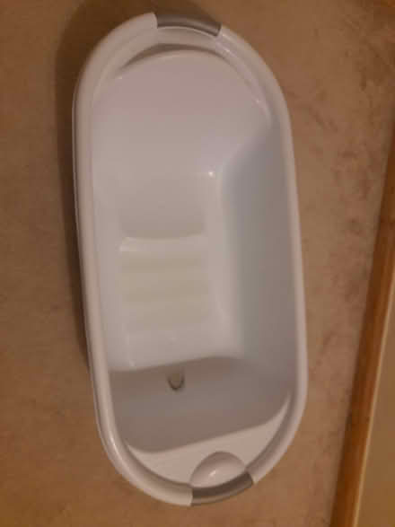 Photo of free Baby bath (Bath & North East Somerset) #1