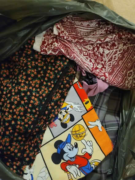 Photo of free Fabric mostly stretch (Clifton NG11) #4