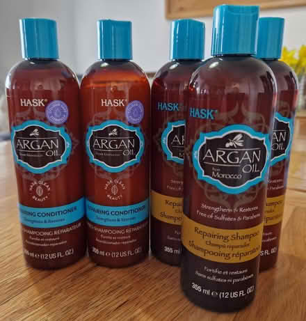 Photo of free Brand new shampoo and conditioner (Bishop's Tachbrook CV33) #1