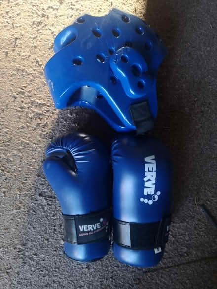 Photo of free Kids tae kwando headguard and glove (St Albans AL4) #2