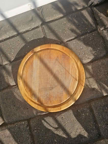 Photo of free Small chopping board or pot stand (Chapel End E4) #1