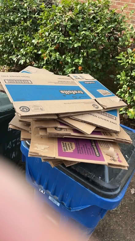 Photo of free Boxes (Raleigh Area I’m near Capital) #1