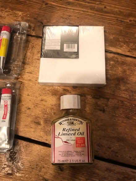 Photo of free Oil paints, linseed oil and mini canvas (Mousehold NR3) #3