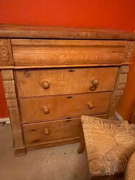 Photo of free Antique / vintage chest of drawers (N70HT) #1