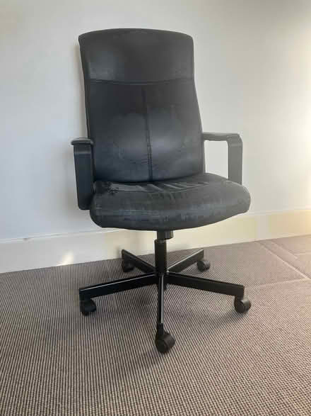 Photo of free IKEA office chair (Oakdale) #1