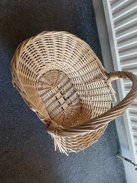 Photo of free Rattan basket (damaged) (Twickenham TW2) #1