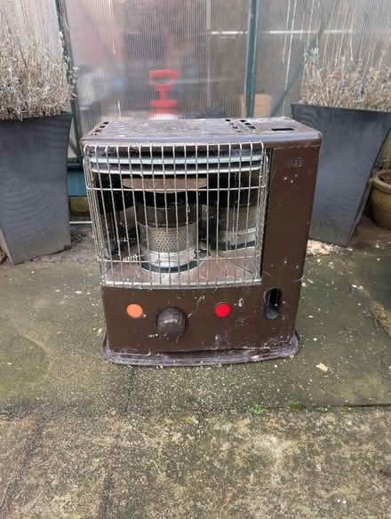 Photo of free Paraffin heater (Penwortham Lane PR1) #1