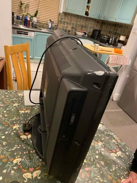 Photo of free Tv (Brentford TW8) #2