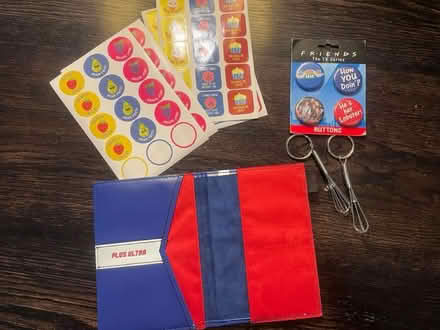 Photo of free “Friends” pins, stickers, wallet (Chelsea, ny) #1