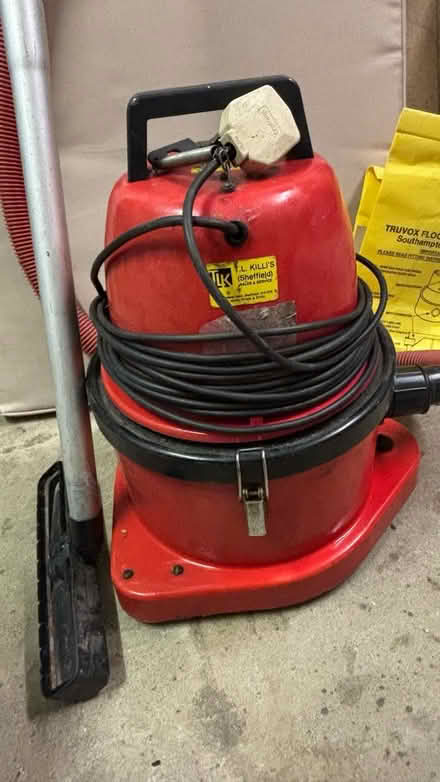 Photo of free Workshop vacuum cleaner (Orpington) #2