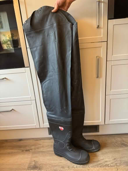Photo of free Waders mens (Wraysbury TW19 5AP) #2